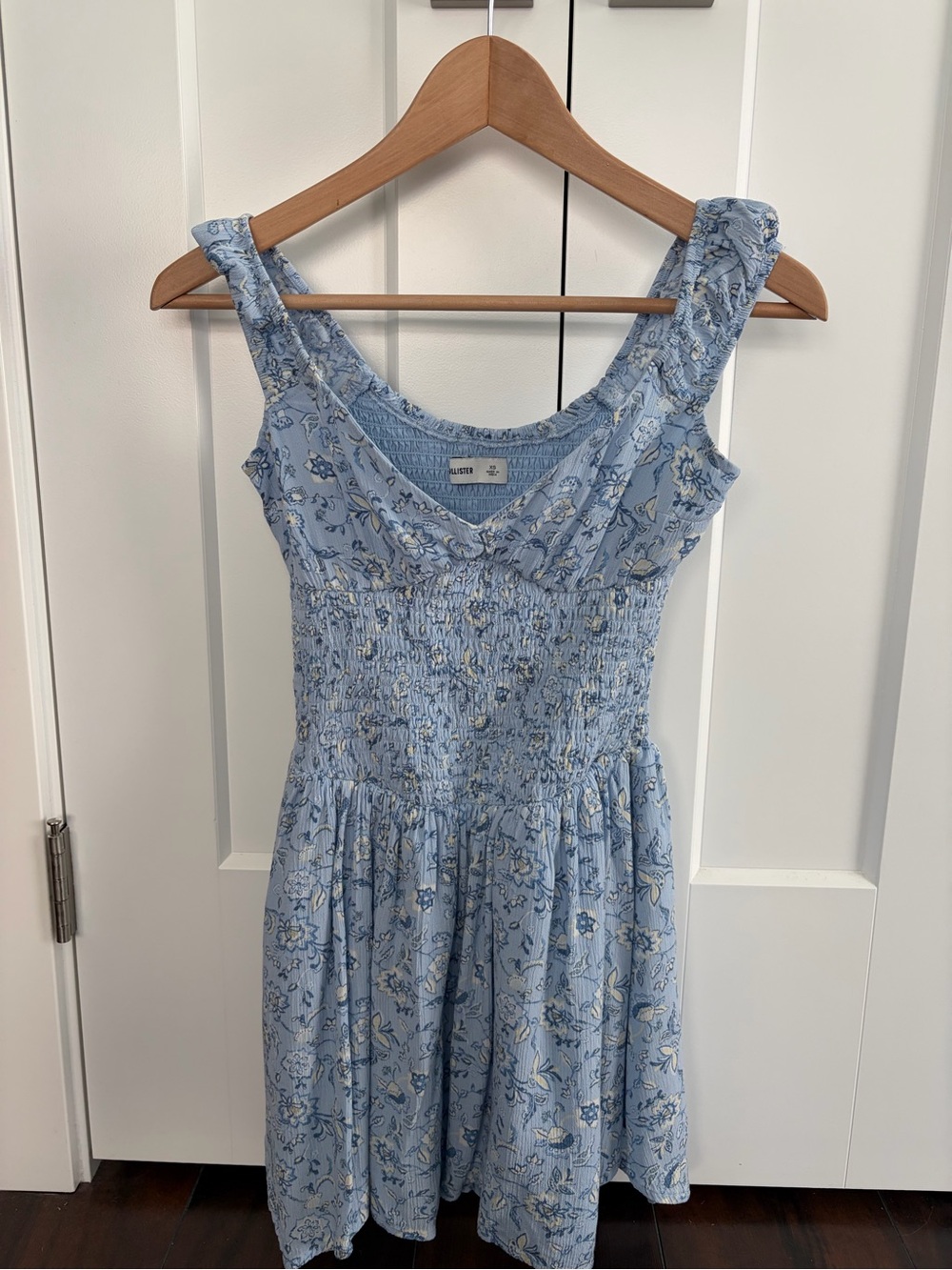Hollister Light Blue Floral Smocked Sundress Like New